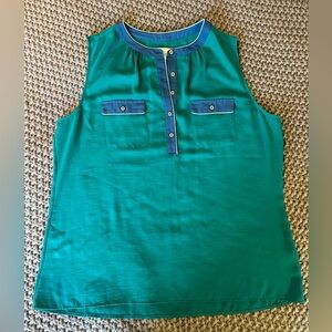 Banana Republic top with great detailing and gold buttons